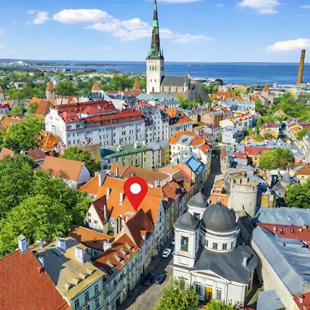 Апартаменти Old Town With 2 Bedrooms Next To Town Hall Таллінн