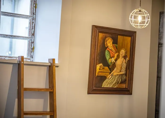 Old Town With 2 Bedrooms Next To Town Hall Lägenhet *