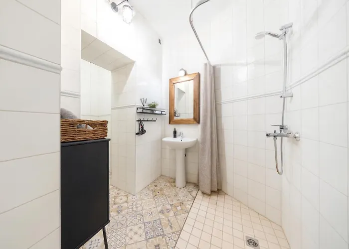 Old Town With 2 Bedrooms Next To Town Hall Tallinn