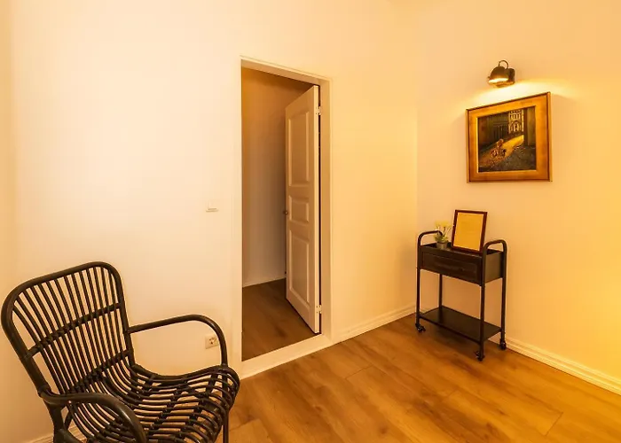 Old Town With 2 Bedrooms Next To Town Hall Apartment Reval