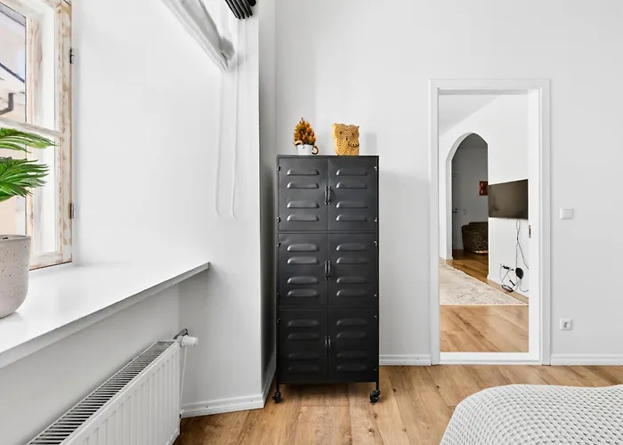 Old Town With 2 Bedrooms Next To Town Hall Tallinn