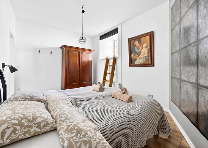 Old Town With 2 Bedrooms Next To Town Hall Apartman