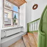 Old Town With 2 Bedrooms Next To Town Hall Lägenhet *